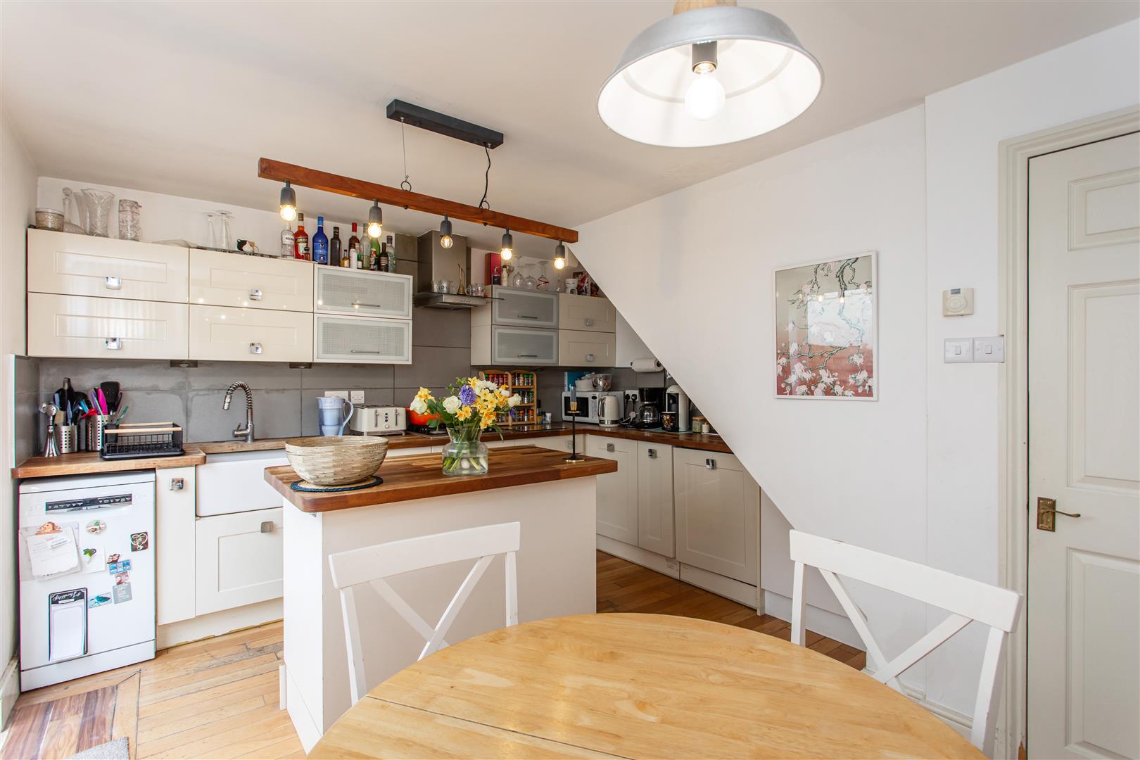 Tredegar Mews, Mile End